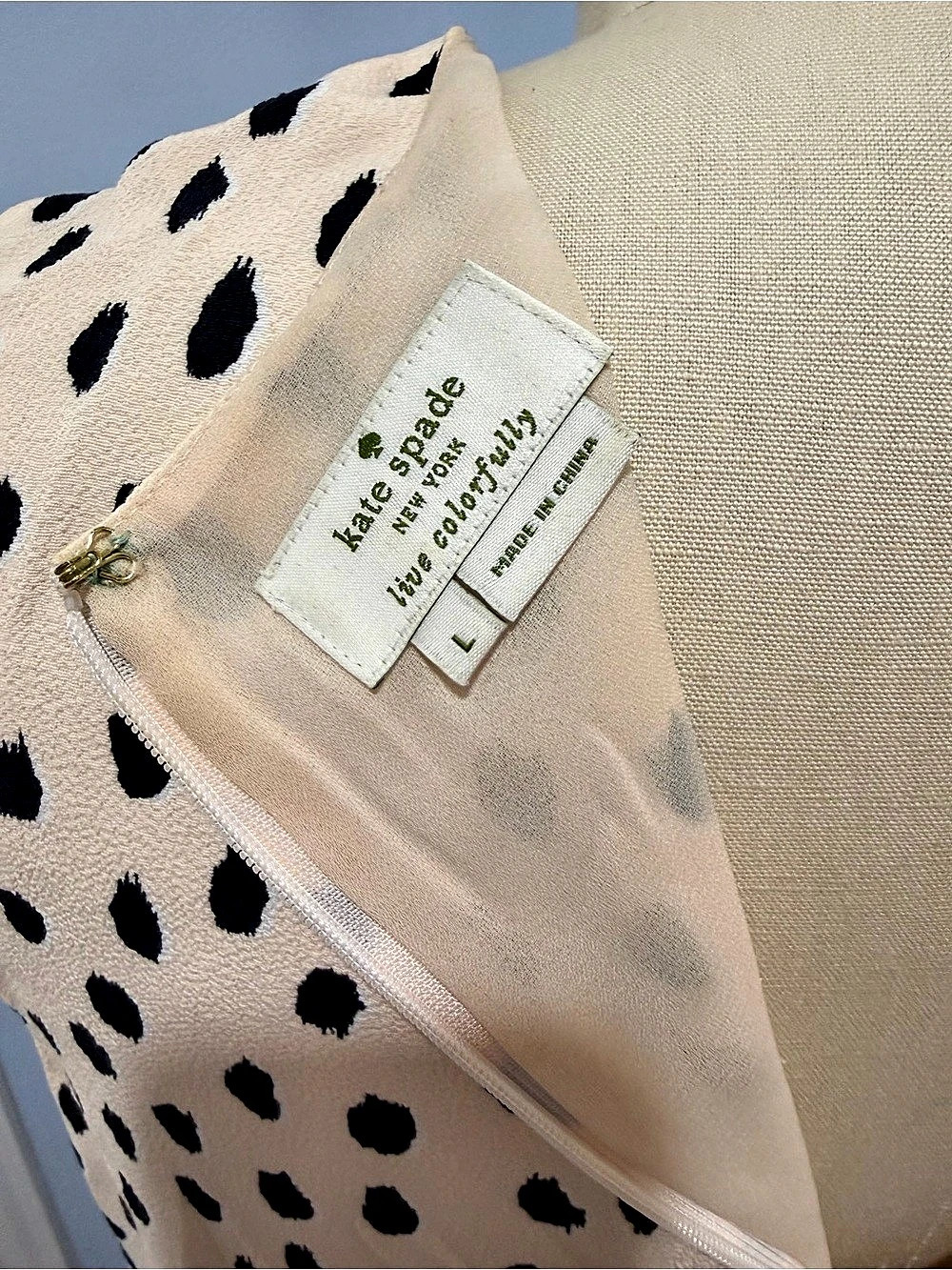 kate spade new york Animal Print Blouse in Pink & Black Size Large Like New - Picture 4 of 4